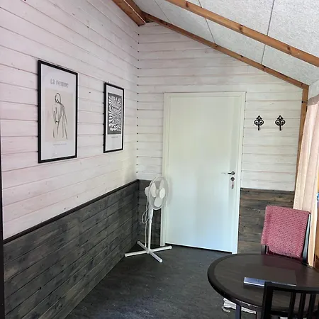 Aronia Guest house
